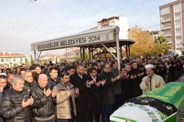 Halep Müslümanları İçin Gıyabi Cenaze Namazı