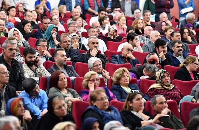 İzmir’deki Ballıkuyu Mahallesinde Yerinde Dönüşüm Atağı