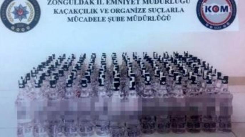 Zonguldak'ta 156 Şişe Ka&ccedil;ak Rakı Ele Ge&ccedil;irildi