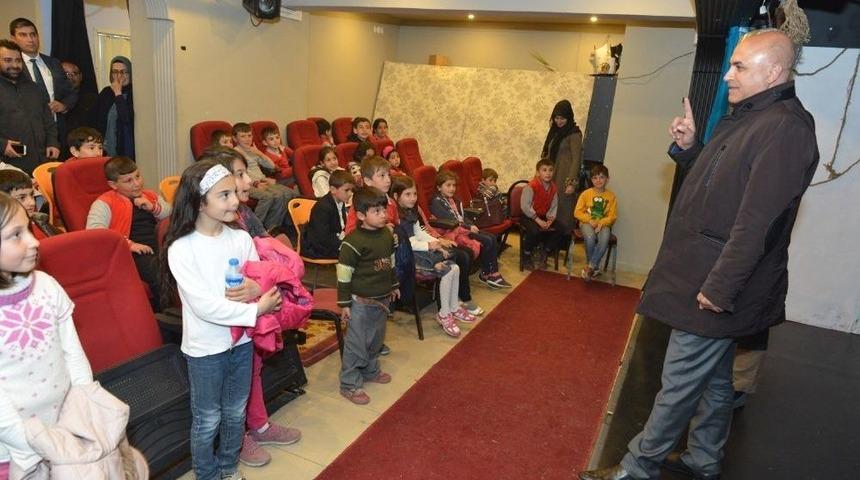 Yakutiye Belediyesi&rsquo;nden, Bin 800 &Ccedil;ocuğa Tiyatro G&ouml;sterisi