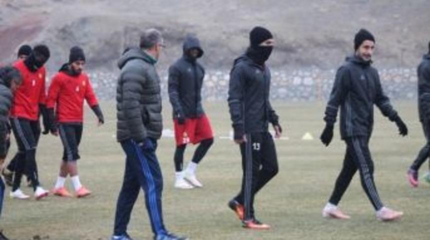 Yeni Malatyaspor İzmir Yolcusu
