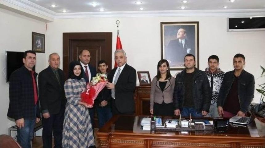 Engellilerden Vali Toprak&rsquo;a Ziyaret