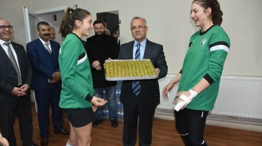 Filenin Sultanlarına Tatlı Moral