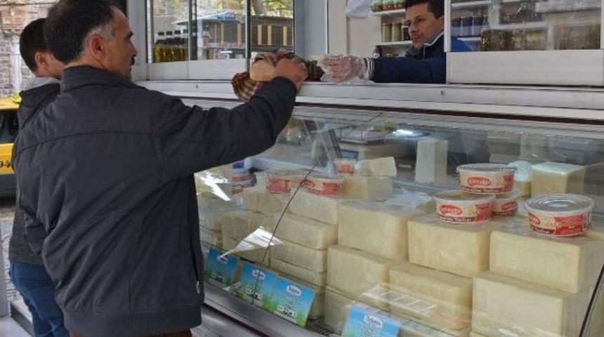 Patenti Alınan Bergama Tulumu Artık Rastgele &Uuml;retilemeyecek