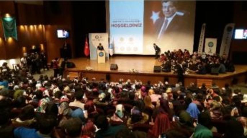Ahmet Davutoğlu, Uludağ &Uuml;niversitesi&rsquo;nde Gen&ccedil;lerle Buluştu