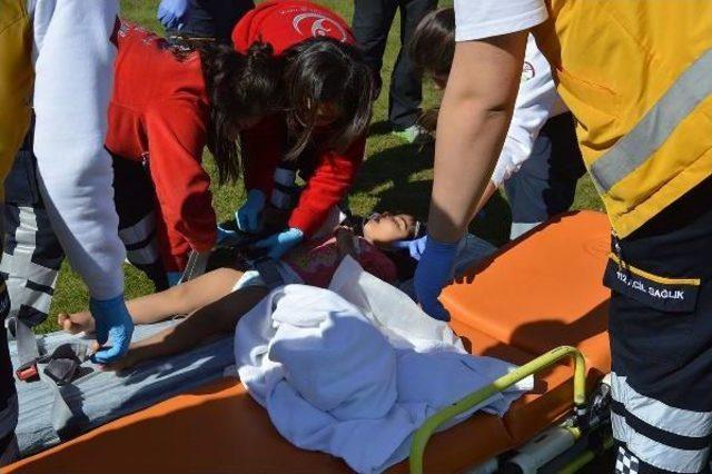 Ambulans Helikopter Suriyeli Minik Ravan Için Havalandı