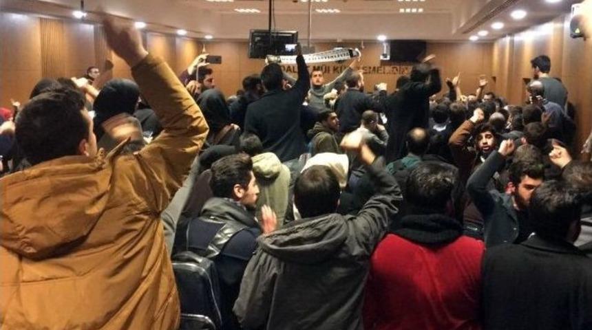 Mavi Marmara Davası Yaşanan Gerginlik &Uuml;zerine Ertelendi