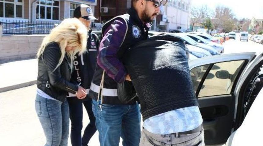 Sahte Para Ile Alışveriş Yapan Sevgililer Tutuklandı