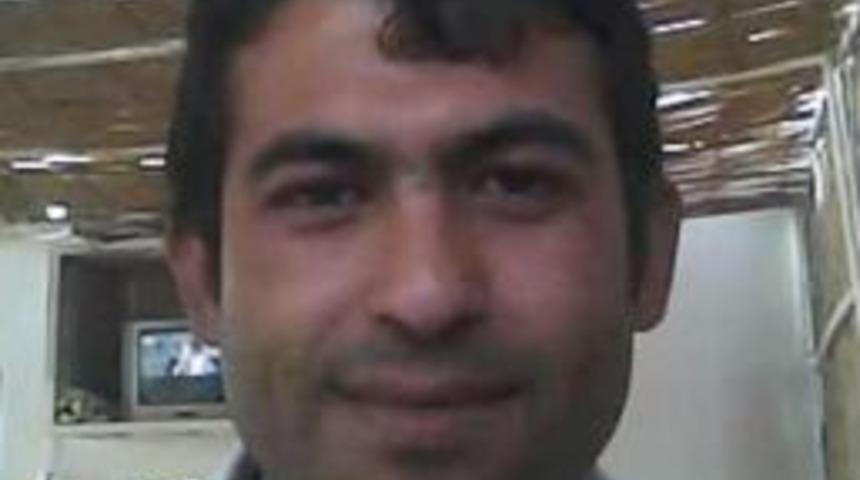 Devrilen Trakt&ouml;r&uuml;n Altında Kalarak &Ouml;ld&uuml;