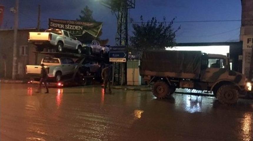 &Ouml;zg&uuml;r Suriye Ordusu&rsquo;na Arazi Ara&ccedil;ları G&ouml;nderildi