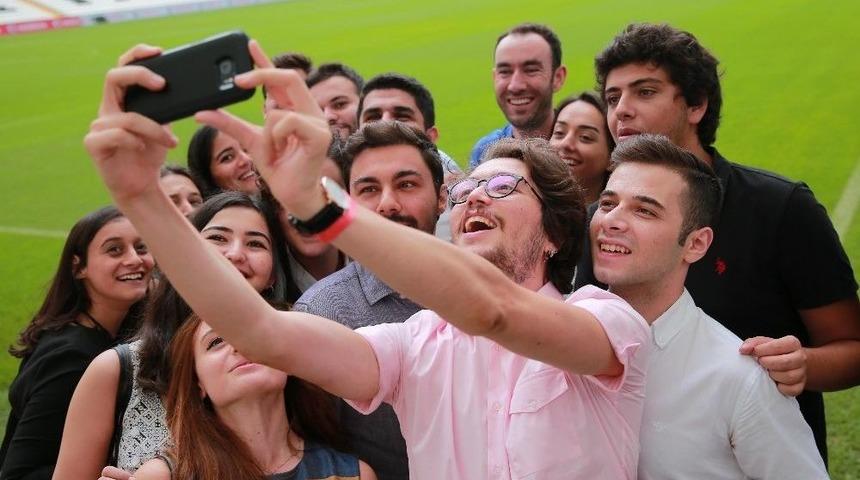 Vodafone&rsquo;nun &rsquo;discover Gen&ccedil; Yetenek Programı&rsquo;na 16 Bin Gen&ccedil; Başvurdu