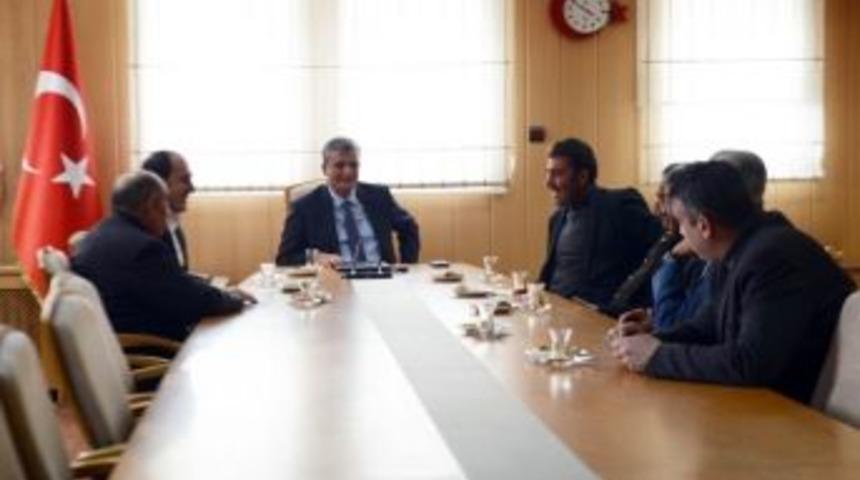 Vali &Ouml;zefe, Merkez Mahalle Muhtarları İle Bir Araya Geldi