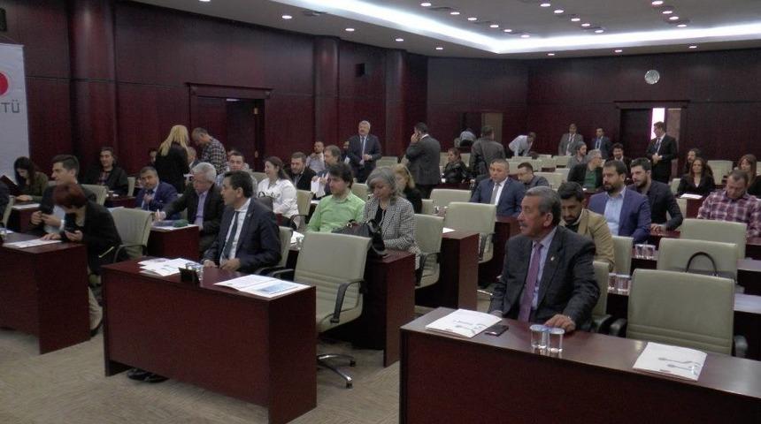 Gto&rsquo;da Bilişim Ve İş D&uuml;nyası Semineri Ger&ccedil;ekleştirildi