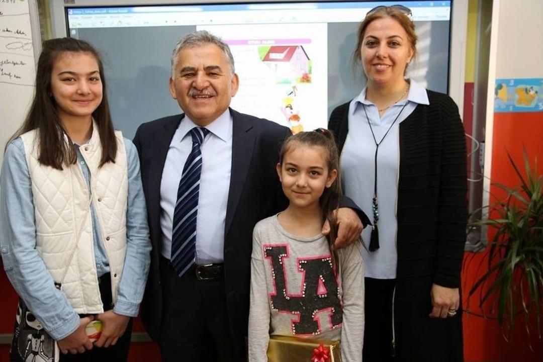 Başkan Memduh B&uuml;y&uuml;kkılı&ccedil;&rsquo;ın Teşekk&uuml;r Ziyareti