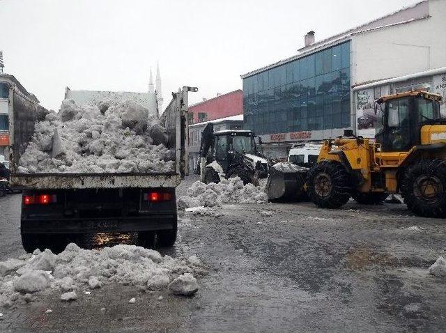 Varto Belediyesinin Kar Mesaisi Başladı