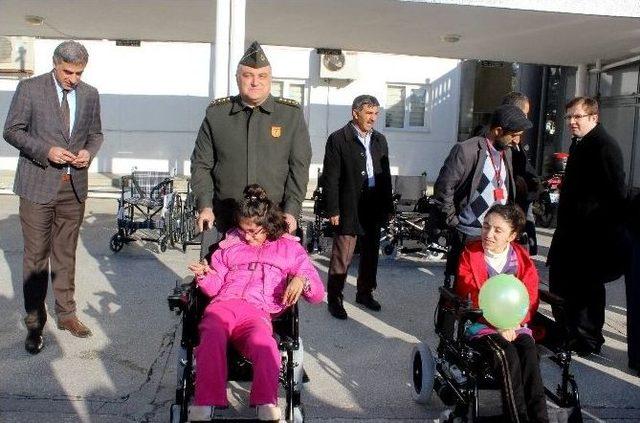 Adıyaman&rsquo;da 3 Aralık D&uuml;nya Engelliler G&uuml;n&uuml; Kutlandı 1