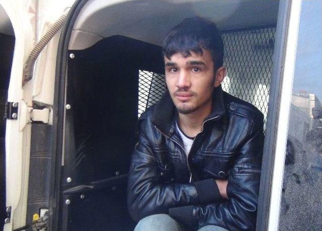 Gasp&ccedil;ı Bu Kez Sert Kayaya &Ccedil;arptı 1