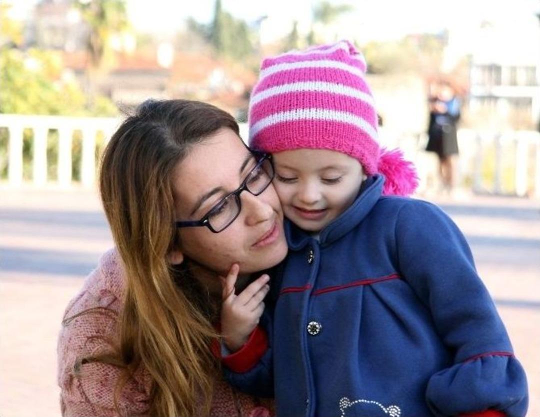 İki &Ccedil;ocuk Annesi Kadın, Eşine 11 Yıl Sonra Gelen Hapis Cezasının Şokunu Yaşıyor