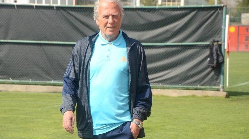Mustafa Denizli&rsquo;den Milli Takım Yorumu