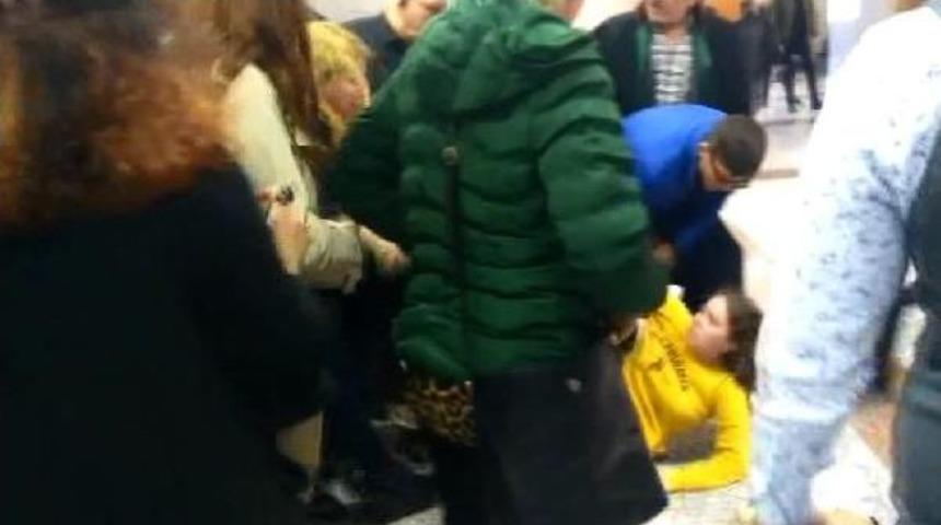 Adliyede "cindy" Kavgası