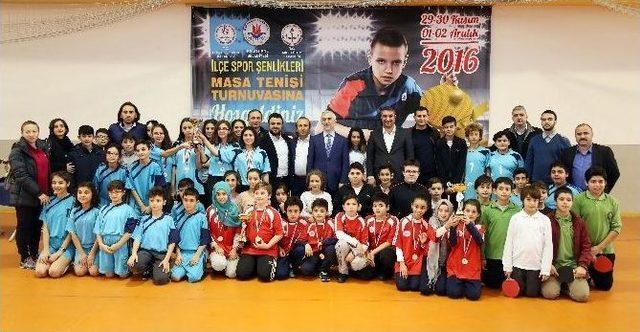 İlçe Spor Şenlikleri Masa Tenisi Turnuvası Tamamlandı