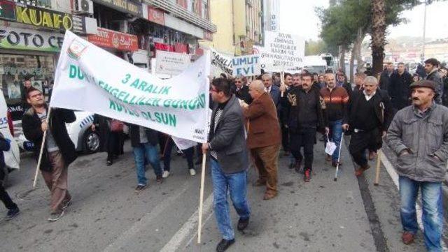 Şanlıurfa&rsquo;Da, Engelliler Davul Ve Zurna Eşliğinde Y&uuml;r&uuml;d&uuml; 1