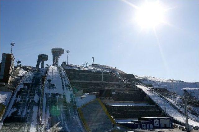 Bakan Akif &Ccedil;ağatay Kılı&ccedil;: "eyof 2017 İ&ccedil;in B&uuml;t&uuml;n Tesislerimizi Hazırladık" 2