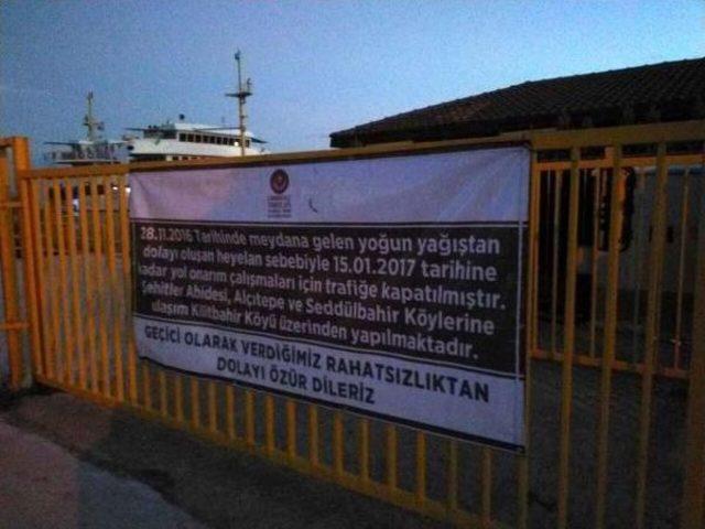 Çanakkale'de Şehitlik Yolu Onarım Nedeniyle Trafiğe Kapandı