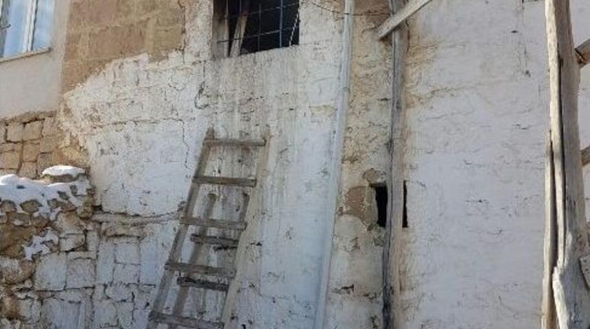 Yalnız Yaşayan Yaşlı Kadın Karbonmonoksit Gazından Zehirlendi