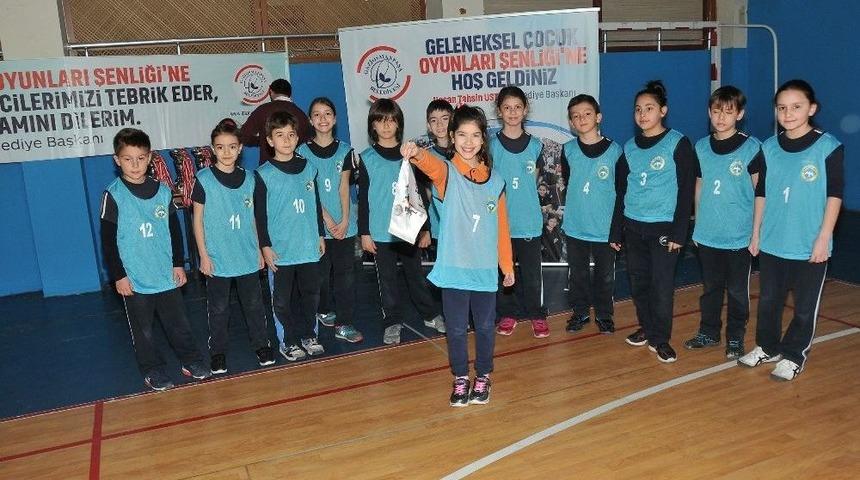 Geleneksel &Ccedil;ocuk Oyunları Gaziosmanpaşa&rsquo;da Yaşatılıyor
