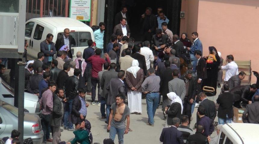 &Uuml;vey Kardeşler Birbirini Vurdu: 1 &Ouml;l&uuml;, 1 Ağır Yaralı