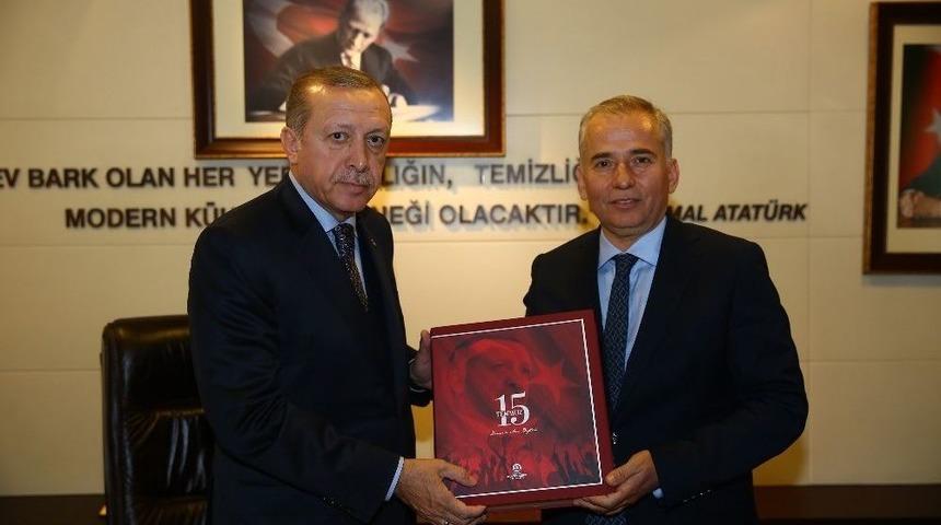 Denizli’nin 15 Temmuz Anı Defteri Külliye’de