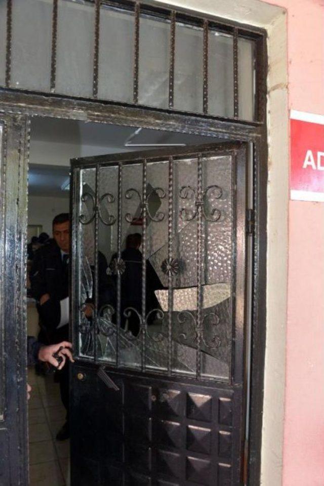 Cezaevi Firarisi Polisin Elinden Kaçmak Istedi 3