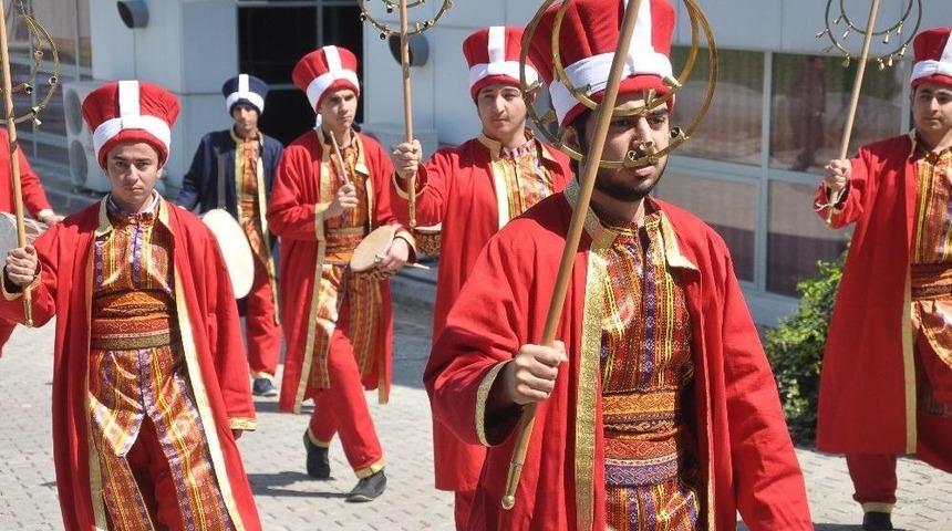 Ok&uuml; &Ouml;ğrencileri Mehter Takımı Kurdu