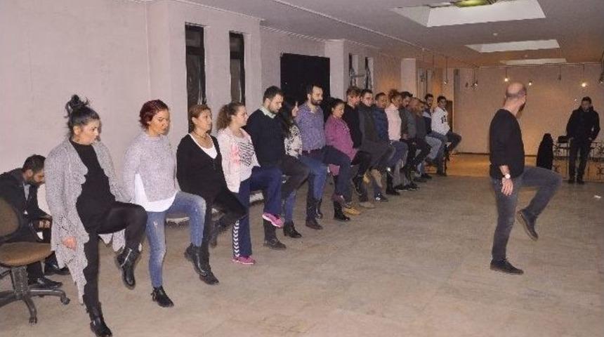 Halkoyunlarına Yeni Soluk