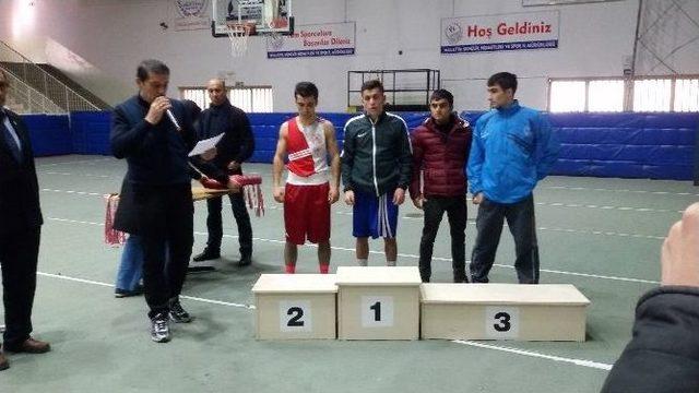 Tuşba Belediyesi Spor Kul&uuml;b&uuml;&rsquo;nden T&uuml;rkiye Dereceleri 1