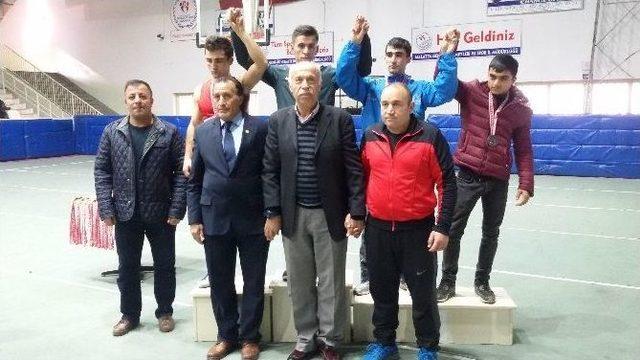 Tuşba Belediyesi Spor Kul&uuml;b&uuml;&rsquo;nden T&uuml;rkiye Dereceleri 2