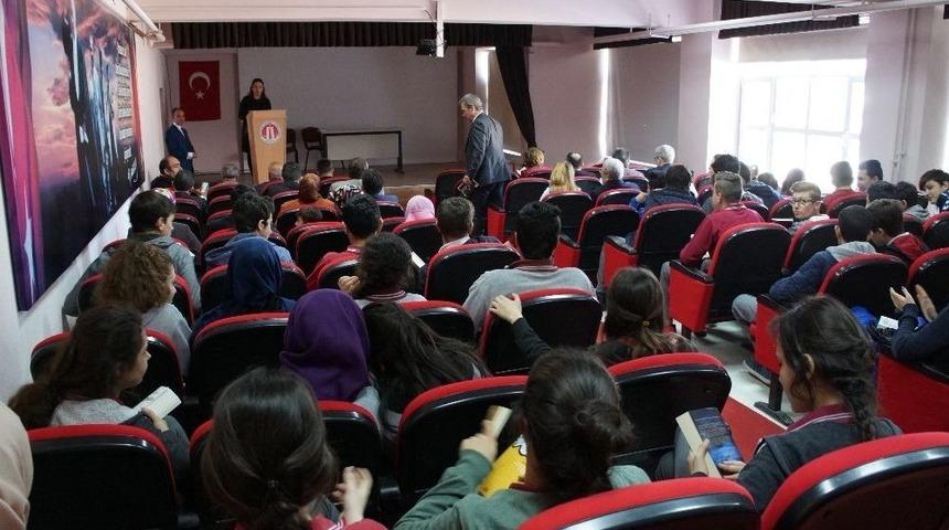 Lapseki&rsquo;de 53&rsquo;&uuml;nc&uuml; K&uuml;t&uuml;phaneler Haftası Kutlama Etkinlikleri