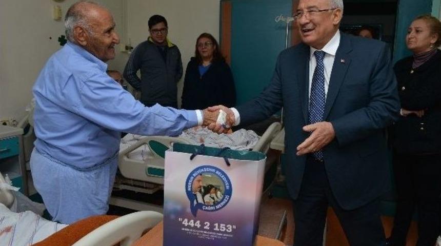 Kocamaz, Hasta Ve Hasta Yakınlarını Ziyaret Etti