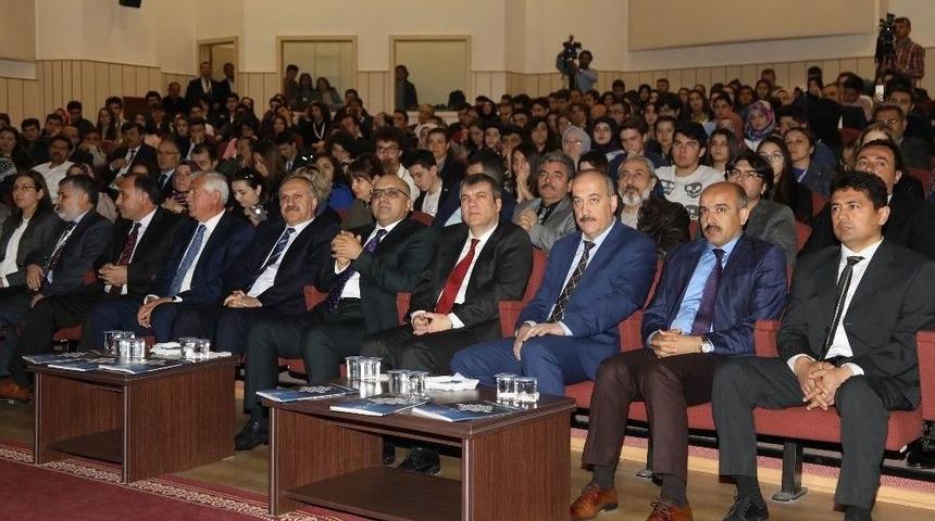 T&uuml;bitak 48. Lise &Ouml;ğrencileri Arası Proje Yarışması &Ouml;d&uuml;l T&ouml;reni Yapıldı