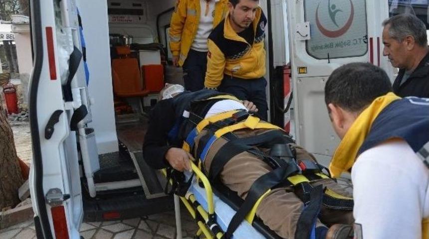 Ara&ccedil; Muayene İstasyonun Kanalına D&uuml;şen Şahıs Yaralandı