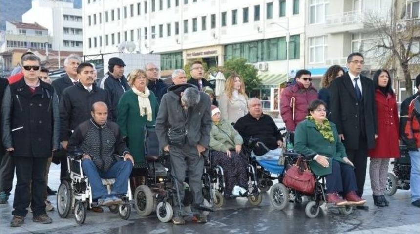 Manisa&rsquo;da 8 Bin 500 Engelliye Evde Bakım &Uuml;creti &Ouml;deniyor