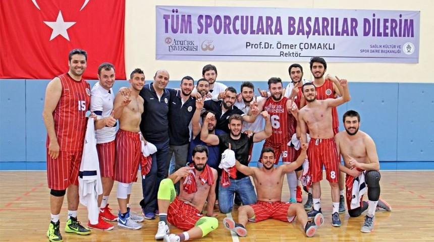 Zorlu M&uuml;cadelenin Galibi Atat&uuml;rk &Uuml;niversitesi