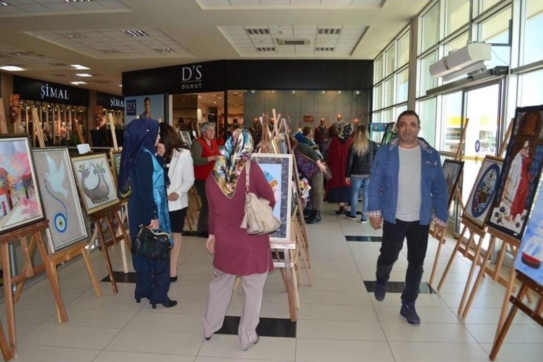 Edremit&rsquo;te Kırkyama Sergisi A&ccedil;ıldı