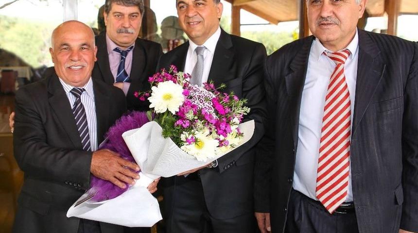 Başkan Fadıloğlu Muhtarlarla Bir Araya Geldi