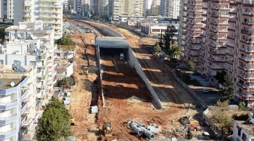 Demokrasi Kavşağı&rsquo;nda Asfalt &Ccedil;alışmaları Başladı