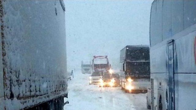 Karabük te Kar Ulaşımı Aksattı 1