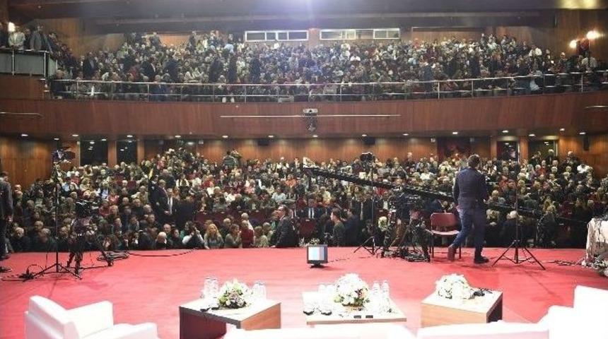 Adana&rsquo;da Uğur D&uuml;ndar&rsquo;a Yoğun İlgi