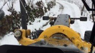 Kar Nedeniyle Kapanan Yollar Ulaşıma Açıldı, Mahsur Kalanlar Kurtarıldı