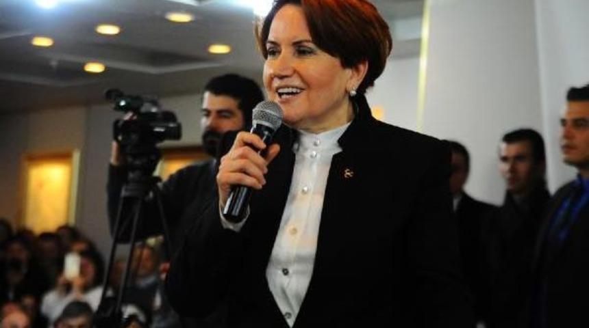 Meral Akşener; 'hangi Lider Tankların &Uuml;zerine &Ccedil;ıktı Biri Bana S&ouml;ylesin'